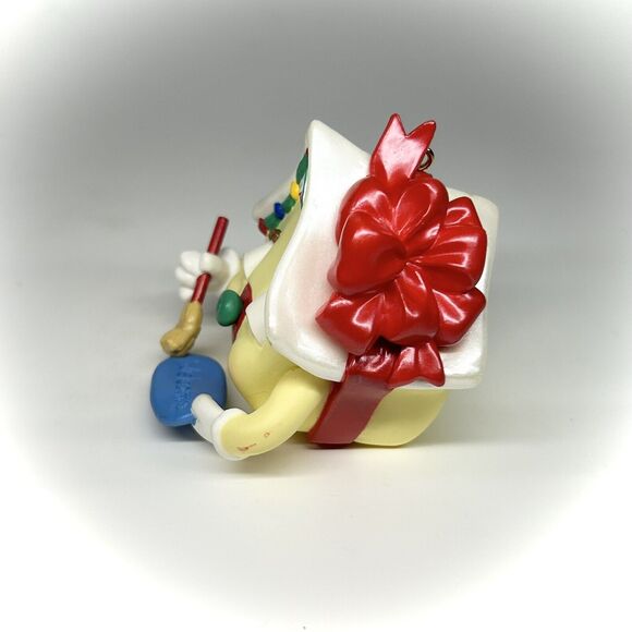 Hallmark Keepsake Christmas Ornament 1995 Happy New Home Cute House with a Bow - Picture 2 of 7